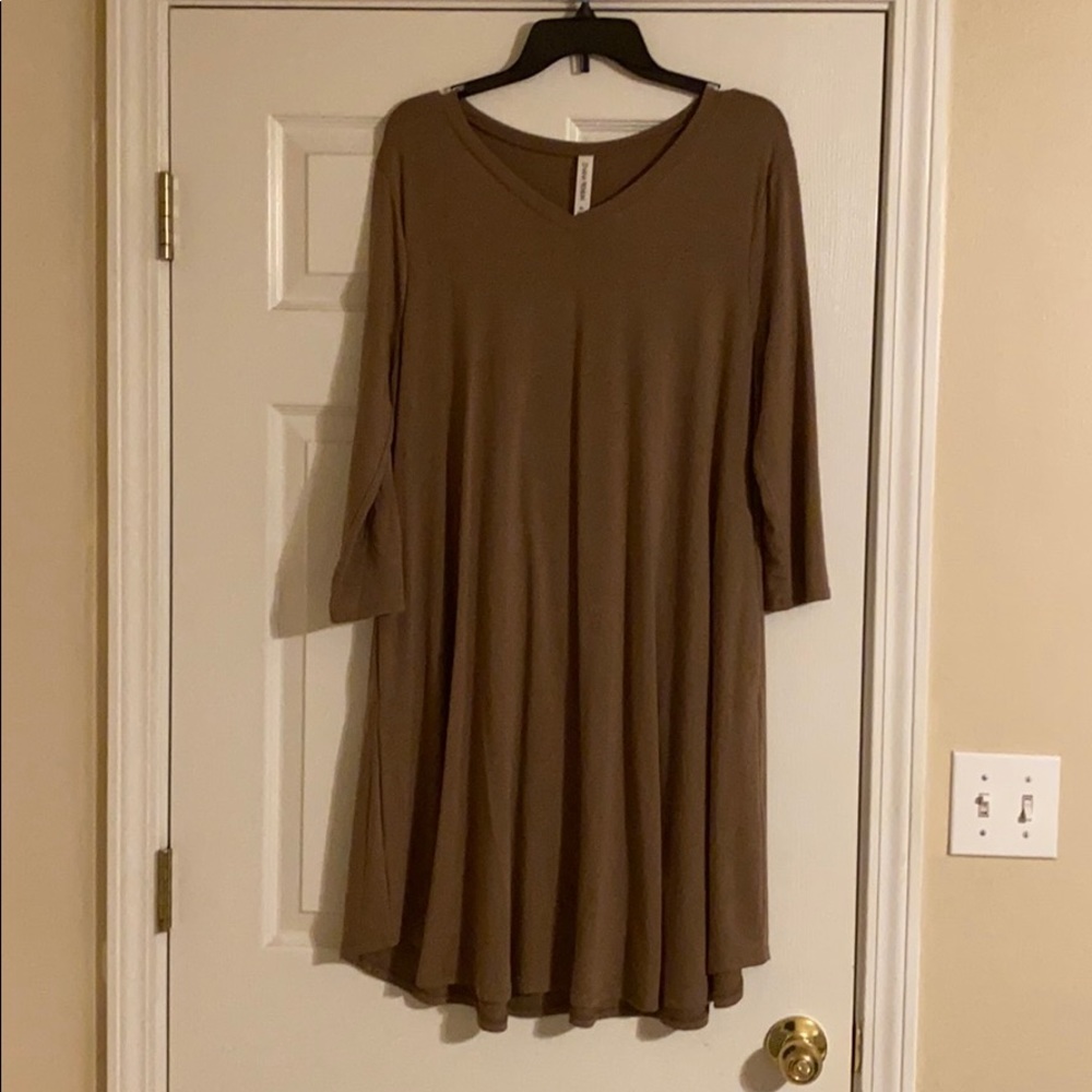 NWOT brown dress